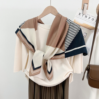 Poliészter négyszögletes sál, warp-kötés, 2025 tavaszi divatkiegészítő (polyeszter rost • warp kötés • 2025 tavasz • városi stílus)