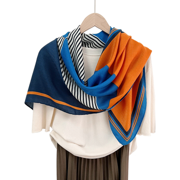 Poliészter négyszögletes sál, warp-kötés, 2025 tavaszi divatkiegészítő (polyeszter rost • warp kötés • 2025 tavasz • városi stílus)