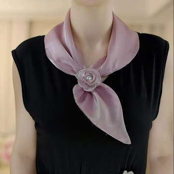 Fülkendő poliészter hálós anyagból virágos díszítéssel – eredeti dizájn, közepes hosszúságú, nyárra