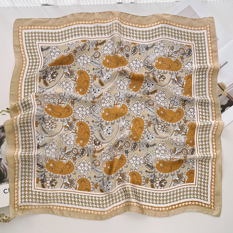 Selyemszerű négyszögletes sál, könnyű, nyomtatott dizájn, poliészter warp-kötésű anyag, 2025 tavaszi kiadás