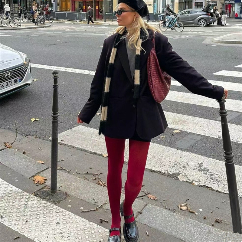 Κολάν βελούδο: ανύψωση γλουτών, σμίλευση, απορροφά τον ιδρώτα, λεπτό, νάιλον 30–50%