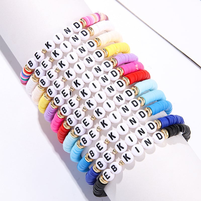 Elastična narukvica od polimerne gline s slovima/tekstom, ručna izrada, za žene, minimalistički stil (Materijal: polimerna glina; Obrada: ručna izrada; Stil: ženski, minimalistički; Dizajn: slova/tekst)