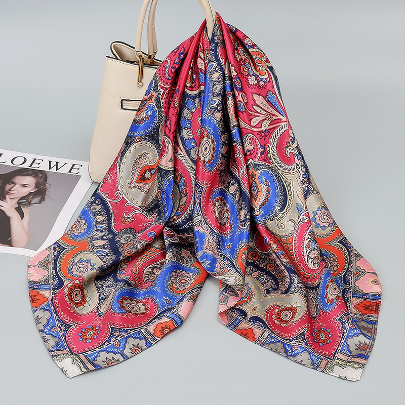 Vintage šal Cashew Patchwork otisak, satenski, kvadratni 90×90 cm