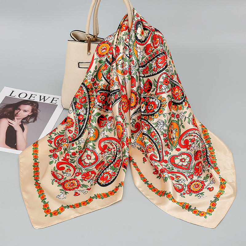 Vintage šal Cashew Patchwork otisak, satenski, kvadratni 90×90 cm