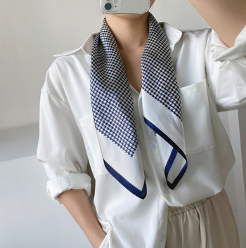 Šal od svile s uzorkom pied-de-poule, mali kvadratić, ravno tkanje, 100% svila, za žene