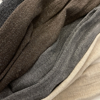 Nylon formázó harisnya virágmintával, vékony, középmagas cső