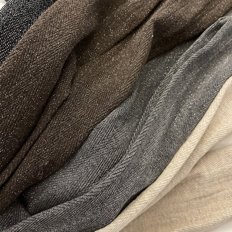 Nylon formázó harisnya virágmintával, vékony, középmagas cső