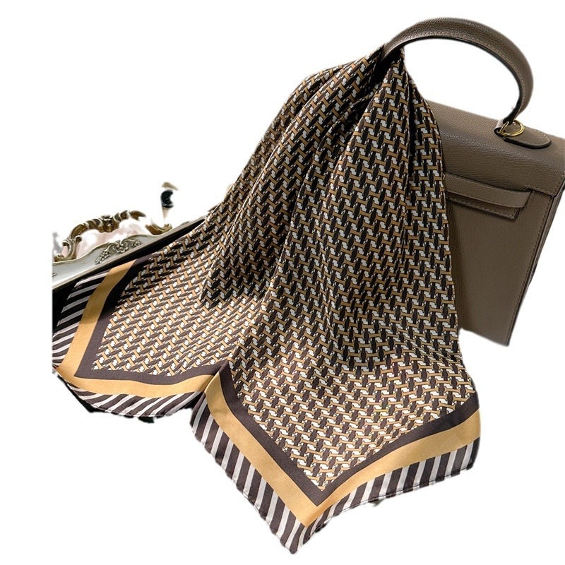 Otisnuti kvadratni šal TUPELUO iz Jinhua; jednostavno tkanje, 100% poliester