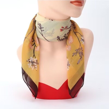 Γυναικείος τετράγωνος φουλάρι από chiffon με εκτύπωση για φθινόπωρο (Υλικό: chiffon/πολυεστέρας; Κύριο ύφασμα: πολυεστέρας; Σχέδιο: εκτύπωση; Σχήμα: τετράγωνο; Στυλ: φρέσκο και γλυκό; Εποχή: φθινόπωρο)