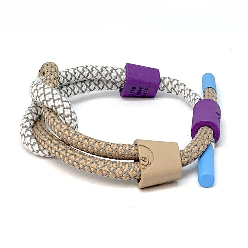 Uniszex műbőr karkötő holografikus fényvisszaverő zsinór-tekercs geometriai dizájn, márka Up