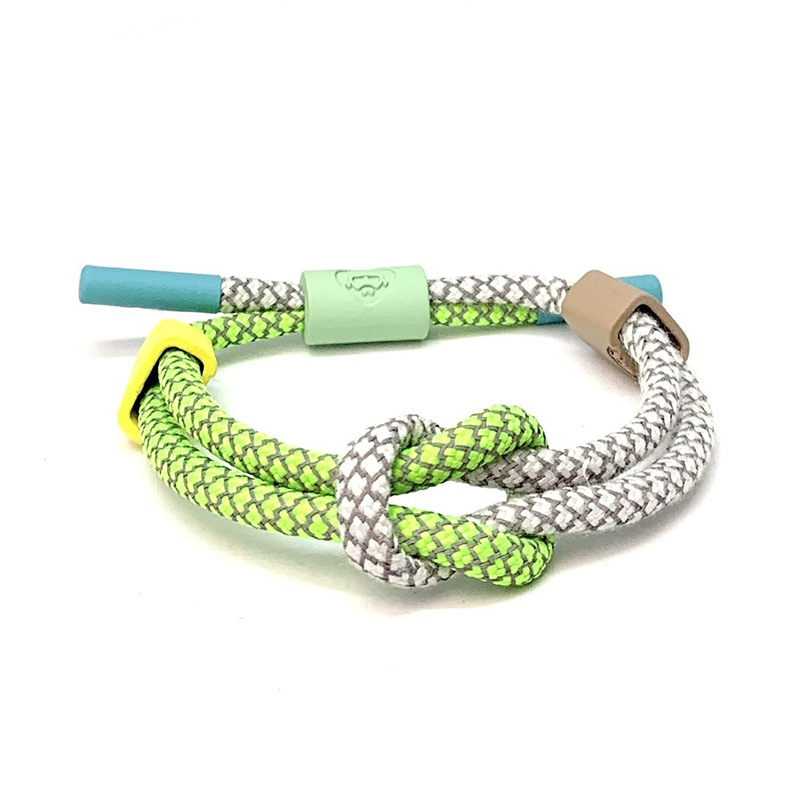 Uniszex műbőr karkötő holografikus fényvisszaverő zsinór-tekercs geometriai dizájn, márka Up