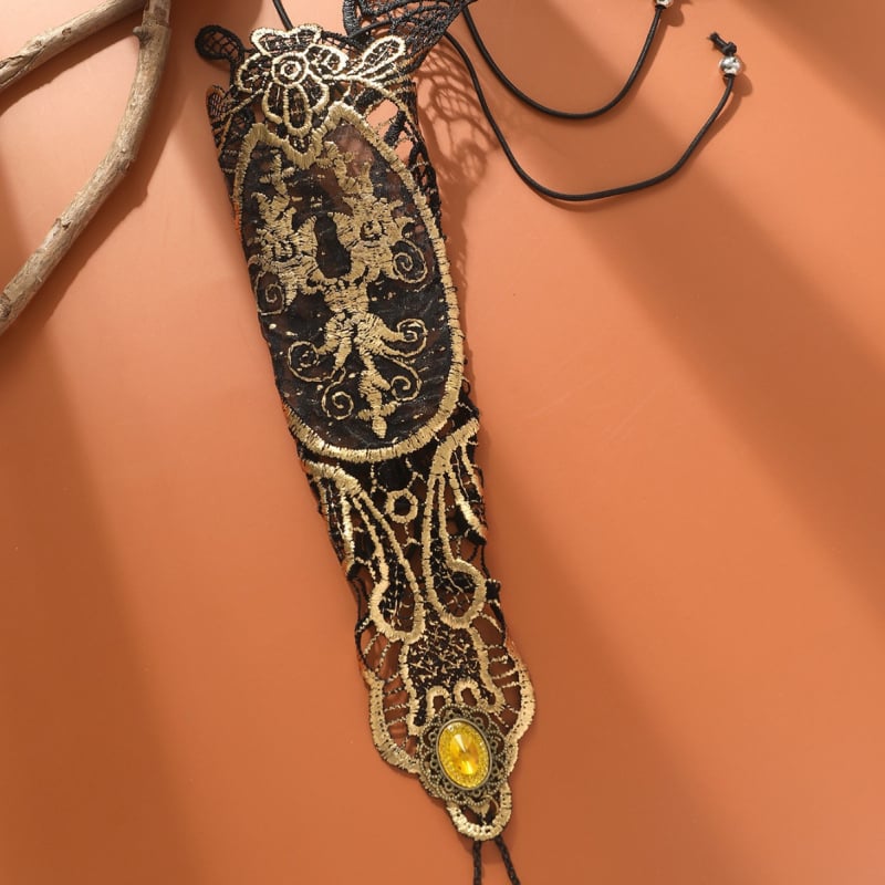 Csipkés ékszer – kézzel készített, eredeti tervezésű, rombusz motívum