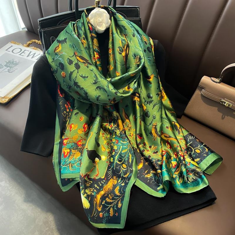 Poliészter nyomtatott sál, egyszerű szövés, könnyű, 2024 tavaszi kollekció