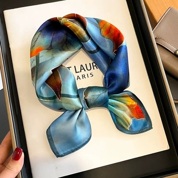 Τετράγωνη μεταξωτή εσάρπα, 100% μετάξι, απλή ύφανση, λογοτεχνικά ρετρό στυλ, προέλευση Hangzhou, κυκλοφόρησε φθινόπωρο 2024