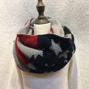 Kétrétegű kötött sál csillag mintával, akril anyag, téli meleg