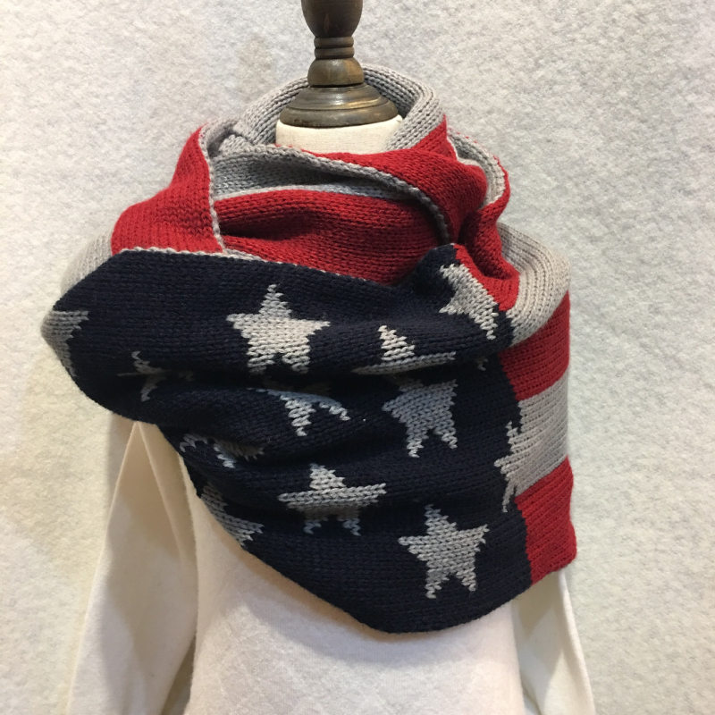 Kétrétegű kötött sál csillag mintával, akril anyag, téli meleg