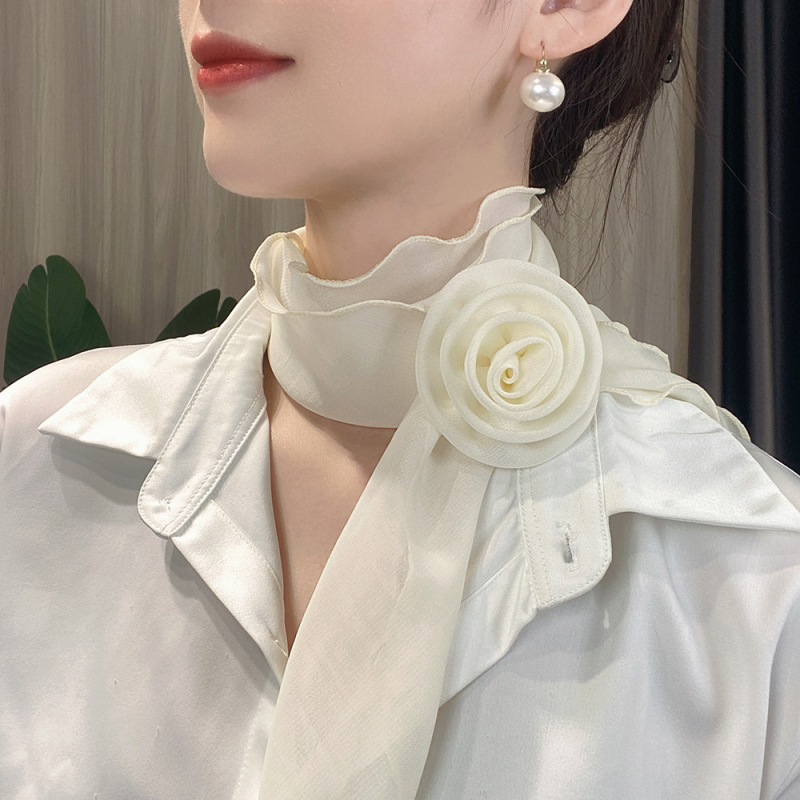 Șal din satin cu motif trandafir, subțire, accesoriu de vară în stil fashion commuter, brand Other, material satin, lansare vară 2022