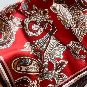 Demure 100% svila kvadratni šal – satinska tkanina, tisak, vintage etnički literarno retro stil, proljeće 2025 lansiranje