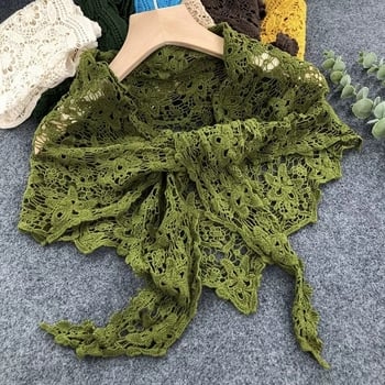 Pamut csipkés háromszög sál hímzéssel, warp-technikával — napsugárvédő sál nőknek, egész éves viselet