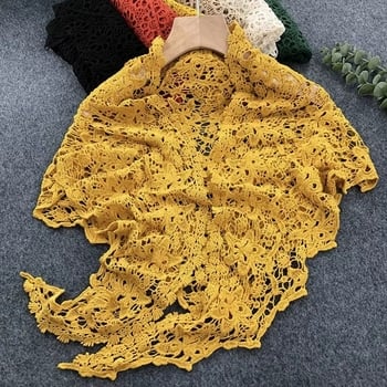 Pamut csipkés háromszög sál hímzéssel, warp-technikával — napsugárvédő sál nőknek, egész éves viselet
