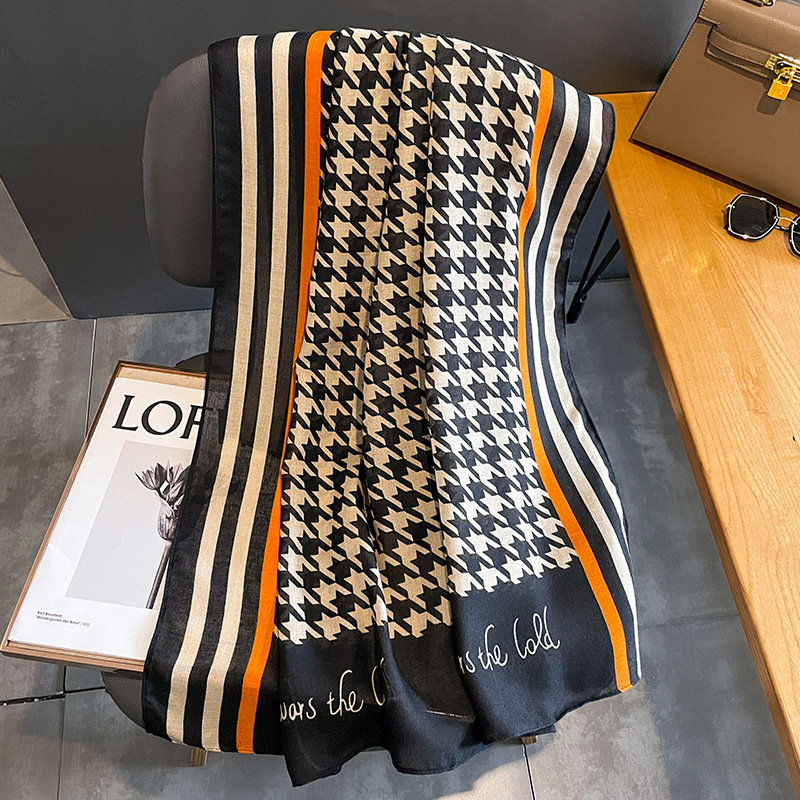 Šal s uzorkom houndstooth, pamuk i lan, jednostavno tkanje, tie-dye, proljeće
