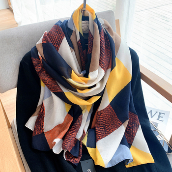 Шал от памук и лен, геометричен принт, плоско тъкане, елегантен стил, поддържа топлина