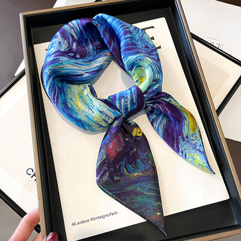Șal din mătase inspirat de Van Gogh (100% mătase • formă pătrată • Brand City Show • Stil: literar și retro)