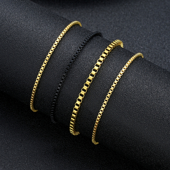 Titánium-ötvözetből készült karkötő elektroplakálással, geometriai dizájn nőknek, INS-stílus, utazásokhoz ideális.