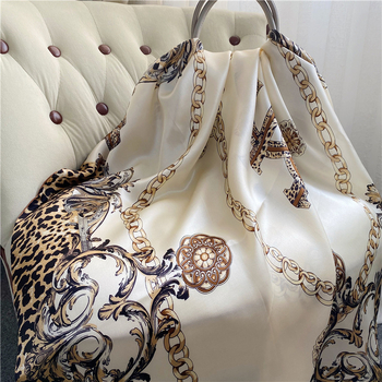 Selyem négyzet alakú sál leopard mintás gradációval, 100% selyem, sima szövéssel, négyzet alakú, friss és édes stílus