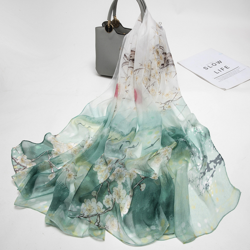 Mulberry-selyem sál, négyzet alakú, egyszerű szövés, virágos mintás, 2024 tavasz