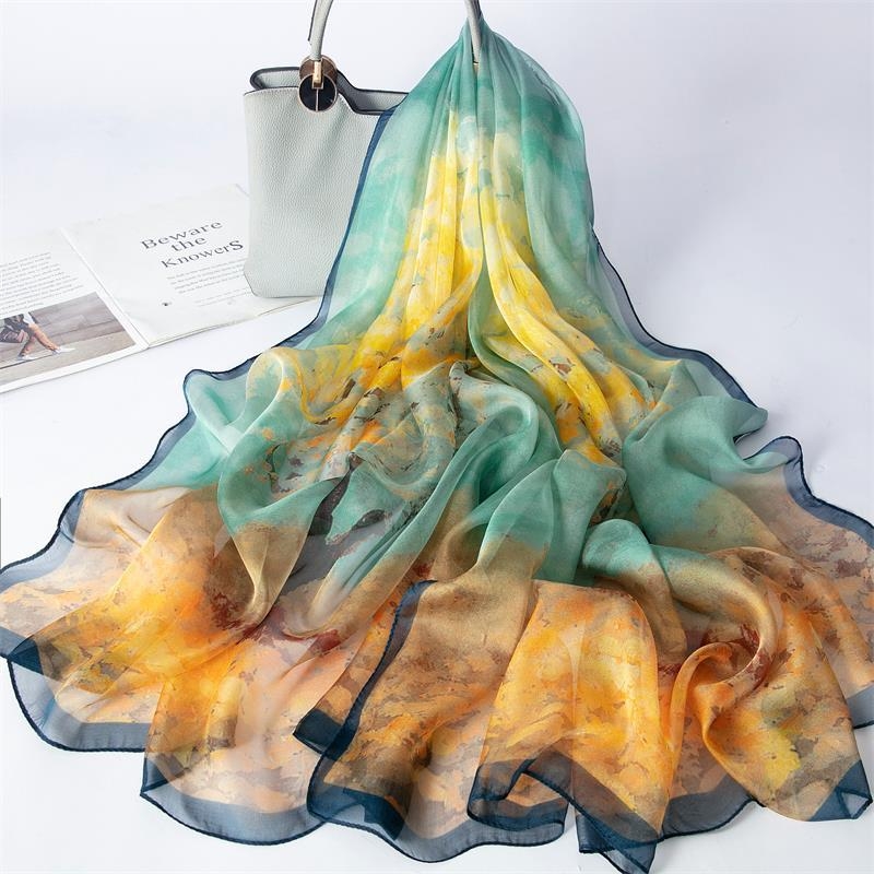 Mulberry-selyem sál, négyzet alakú, egyszerű szövés, virágos mintás, 2024 tavasz