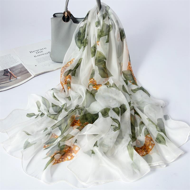 Mulberry-selyem sál, négyzet alakú, egyszerű szövés, virágos mintás, 2024 tavasz