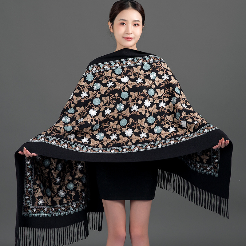 Šal od imitacije kašmira, mješavina pamuka i poliester 71–80% i 21–30%, warp-knit twill tkanina, održava toplinu zimi, kineski etnički stil
