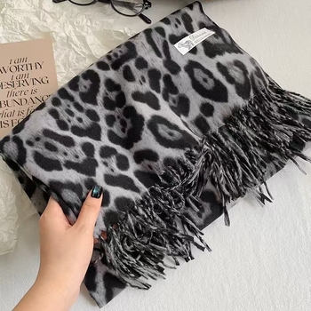 Šal s leopard uzorkom i resicama - debeli zimski šal od umjetnog kašmira i poliestera, warp pleteni