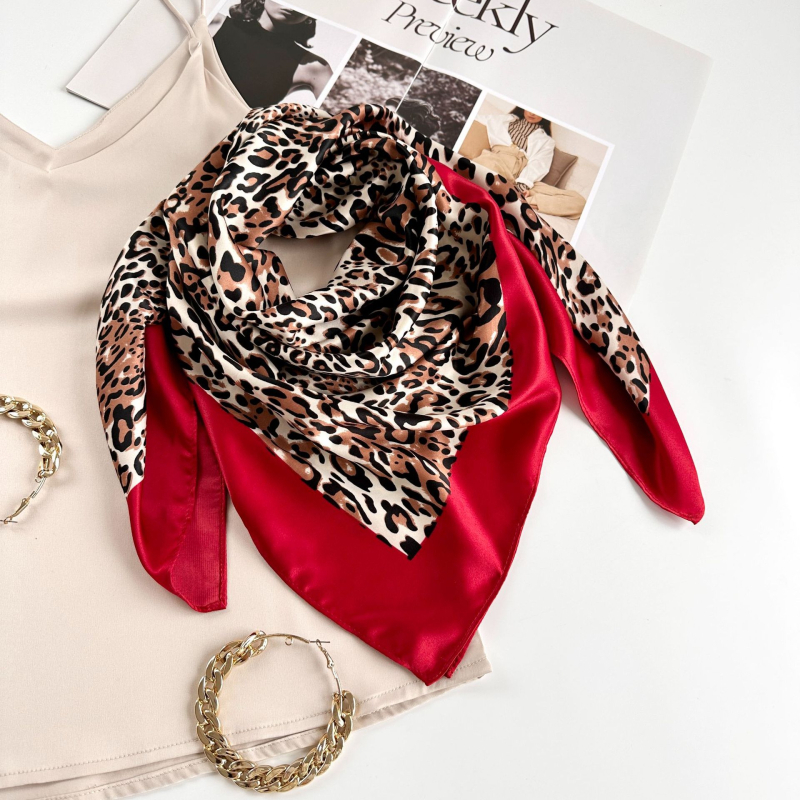 Kvadratni šal od umjetne svile s leopard uzorkom, warp knitted tkanje, Korejski stil, težina 43 g + 5 g