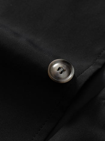 T763 férfi kabát, japán stílus, gallér: rever, egygombos zárás, laza szabás, középső hossz, egyszínű poliészter külső a tavasz 2025-re