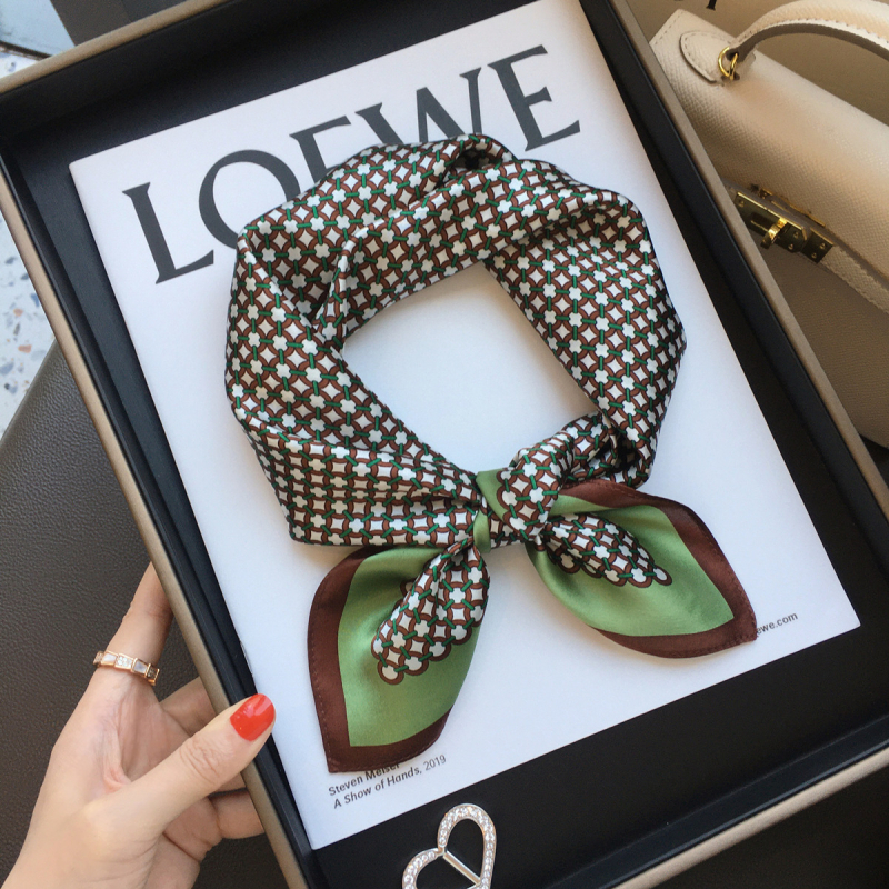 Mazs kvadrāta zīda šalle, 100% zīds, vienkāršā pīšana, izdruka, vasara