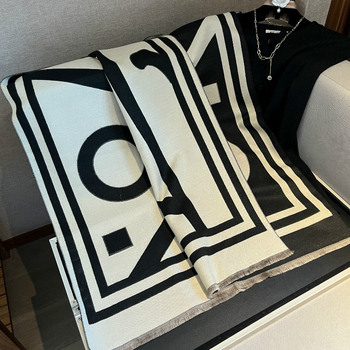 Šalikas iš imitacinio kašmyro, medvilnės-poliesterio mišinys, warp mezginys jacquard, keturių sezonų šiluma, minimalistinis, aukštos kokybės mados aksesuaras