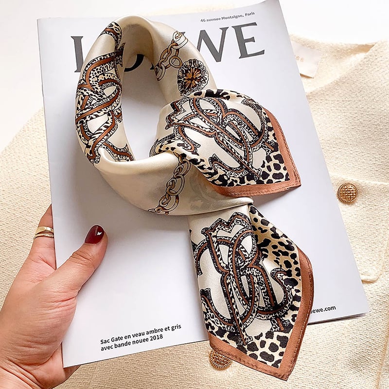 Τετράγωνο φουλάρι με απλό ύφανση, ζεστό, για όλες τις εποχές