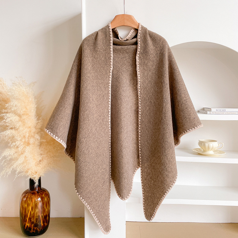 Moterų šalikas iš dirbtinio kašmyro, trikampė skara, warp-knit mezginys, poliesteris >96%, žiemai šiluma