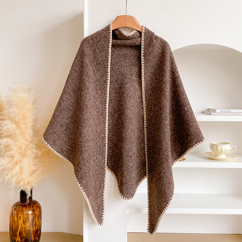 Moterų šalikas iš dirbtinio kašmyro, trikampė skara, warp-knit mezginys, poliesteris >96%, žiemai šiluma