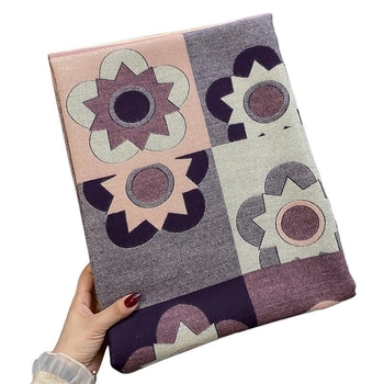 Šalle ar ģeometrisku rakstu rudens–ziemas sezonai, bieza kašmīra siltums, adījums warp knitting (Adīšanas metode: warp knitting; Audums: kašmīrs; Galvenā sastāvdaļa: kašmīrs; Funkcija: Silts)