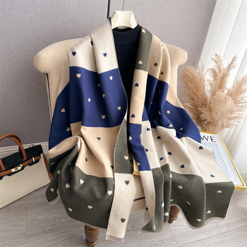 Moteriška dvipusė šalis su širdies formos tekstūra ir spalvų derinys, kašmyro imitacija, poliesterio ir medvilnės mišinys