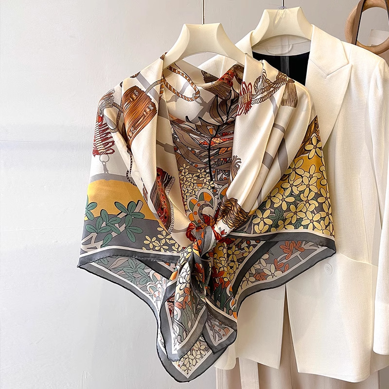 Kvadratinis šilko šalikas iš Mulberry šilko, satino audinys, rudens sezonas, kilmė Shaoxing, pritaikoma pakuotė su skalbimo etikečiais