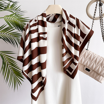 Keturiakampio formos šalikas su zebros raštu, poliesterio Twill, minimalistinis stilius moterims, ruduo 2024