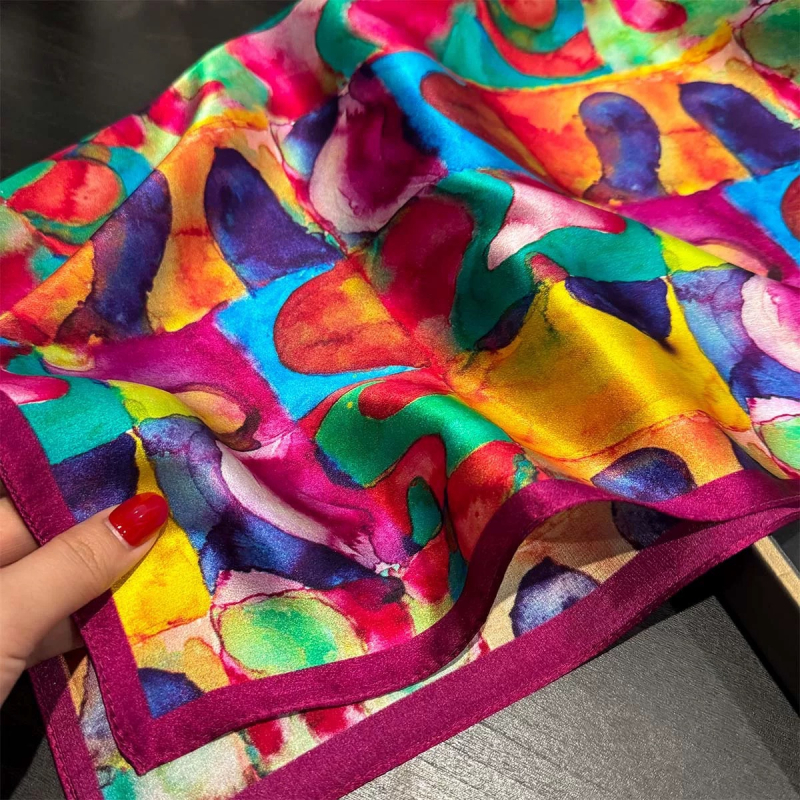 Korėjiečių stiliaus šilkinė kvadratinė šalikė, 100% šilkas, satino audinys, rudens 2024 pristatymas, Admire prekinis ženklas