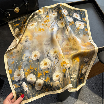 Kvadro dervos šalas iš dudų šilko su aliejinės tapybos stiliaus atspaudu: augalai ir gėlės, lygi audinys, pavasaris 2025