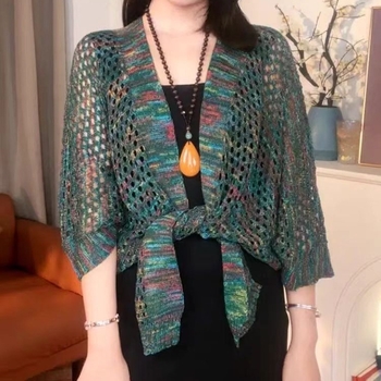 Moteriškas imitacinio ledinio šilko šalikėlis-kardiganas, lengvas vasaros ir rudens išorinis drabužis, warp mezgimas, tinklelio raštas, dekoratyvus tie-dye paviršius