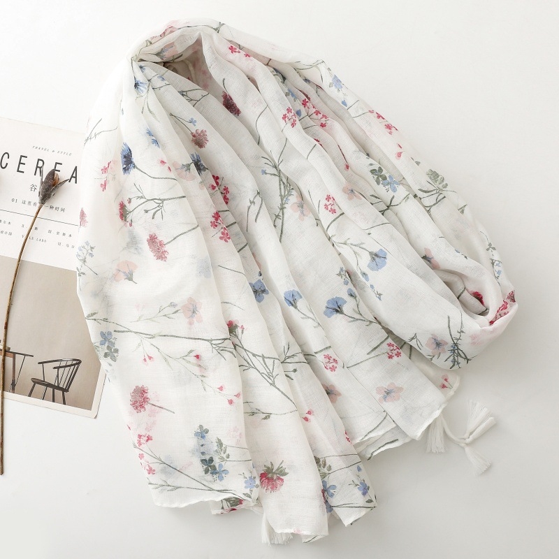 Šalikas: poliesteris, paprastas audimas; šiluma ir saulės apsauga; keturi metų laikai; gaivus ir saldus stilius