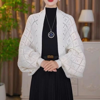 Šalio kardiganas – Korėjietiško stiliaus megzta, languotas raštas, šiltas, poliesteris, warp mezgimas, pavasaris–vasara–ruduo